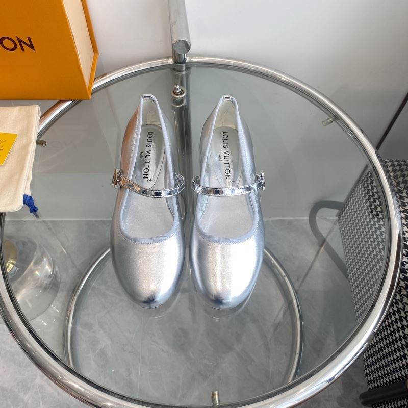 Louis Vuitton Flat Shoes